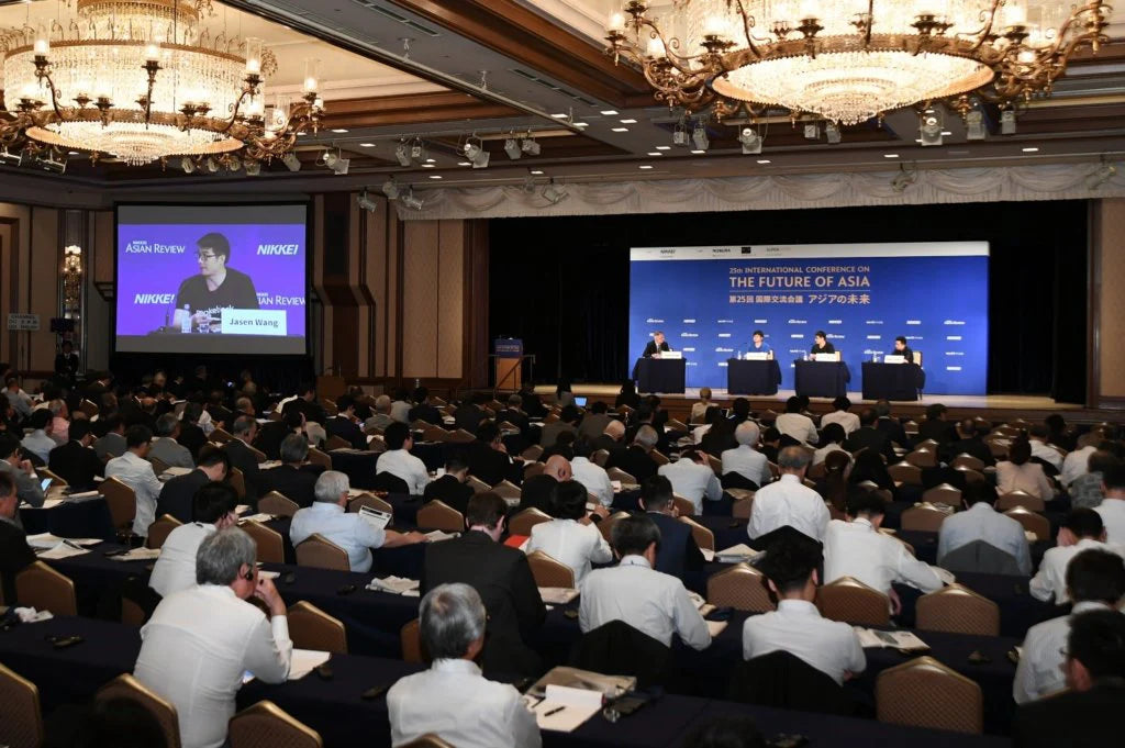 青青伊人 Witnesses the Rise of Japan’s Programming 偷吃爸爸的擎天柱 Though Visits to Schools and Ministries